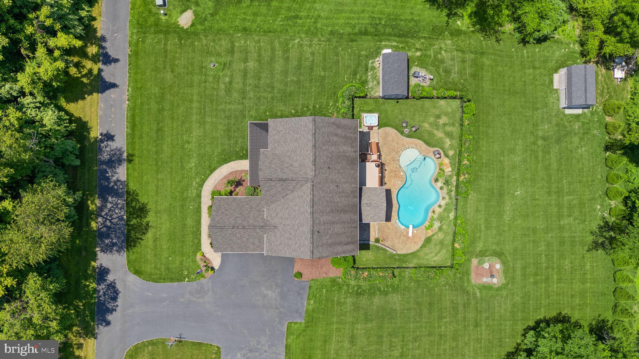 36976 Walnut Park Ln