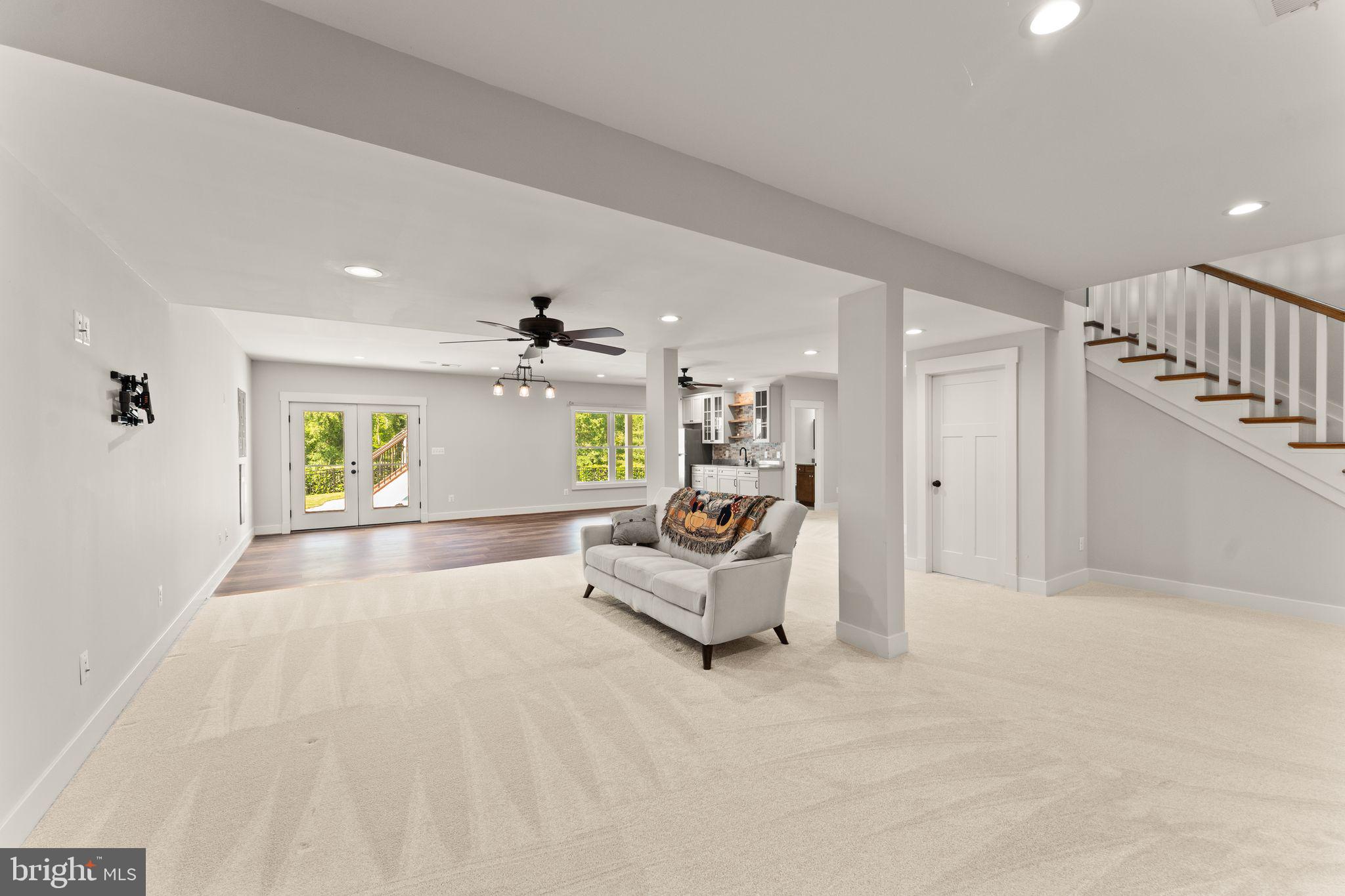 36976 Walnut Park Ln