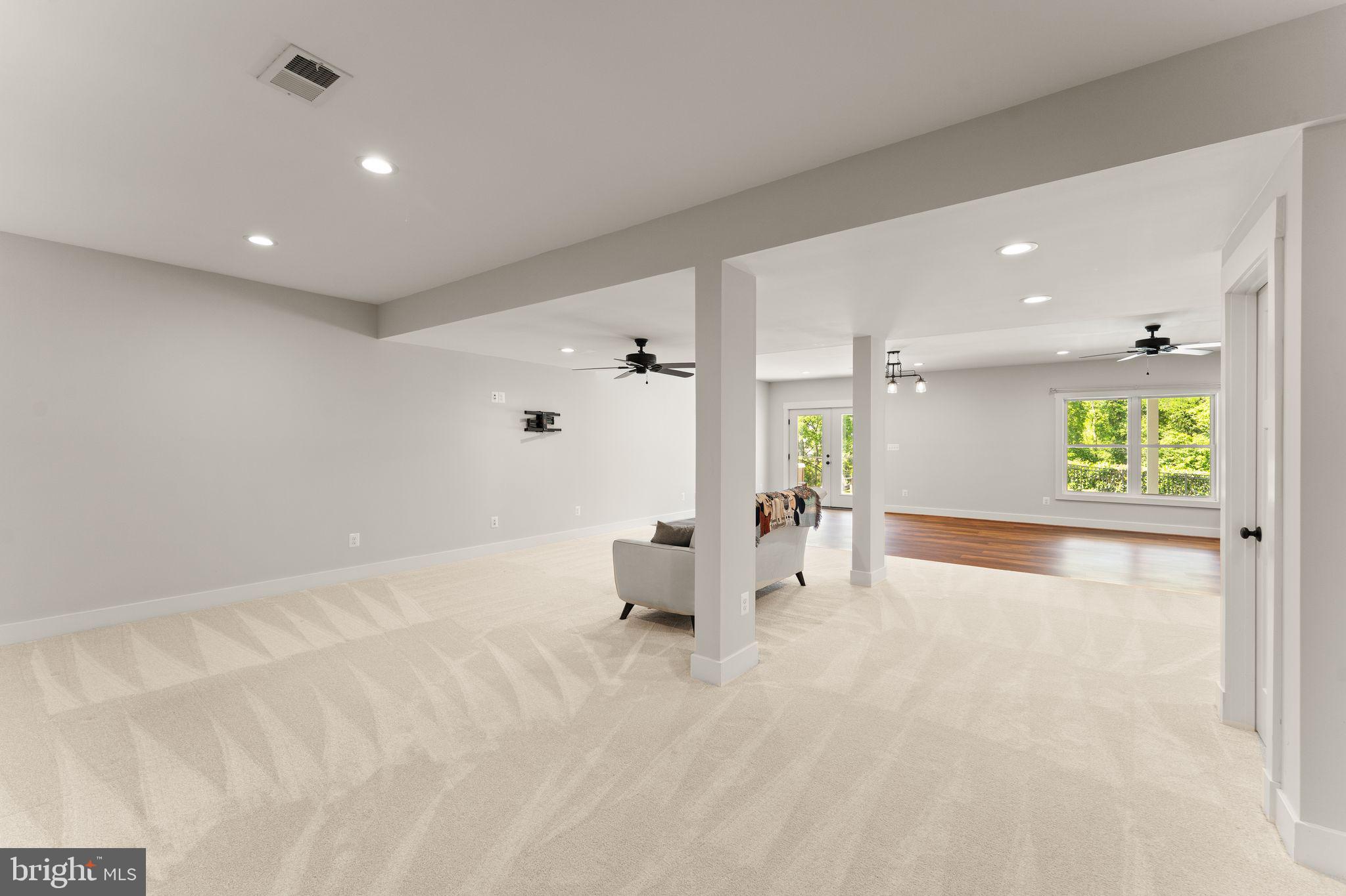 36976 Walnut Park Ln