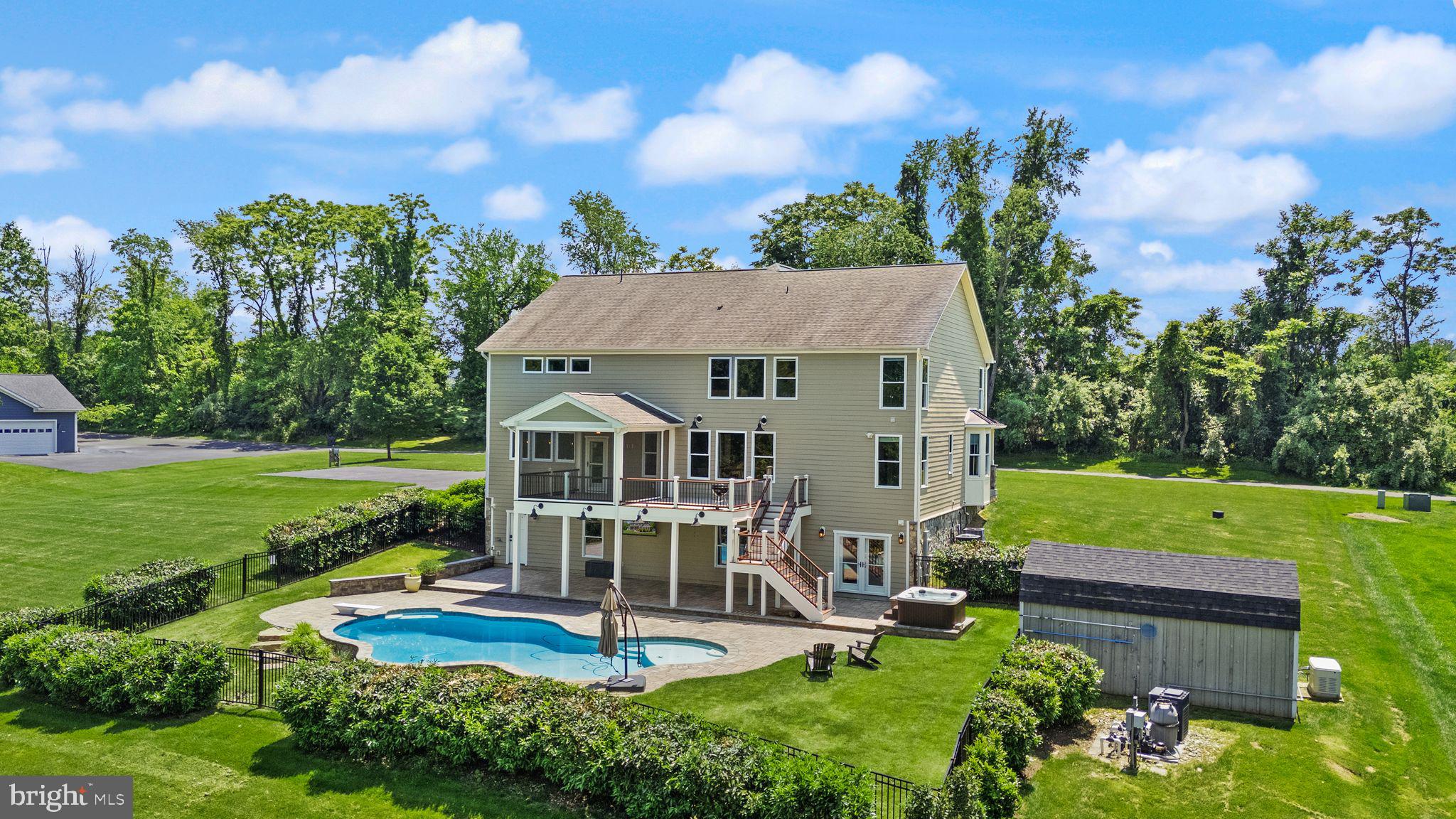 36976 Walnut Park Ln