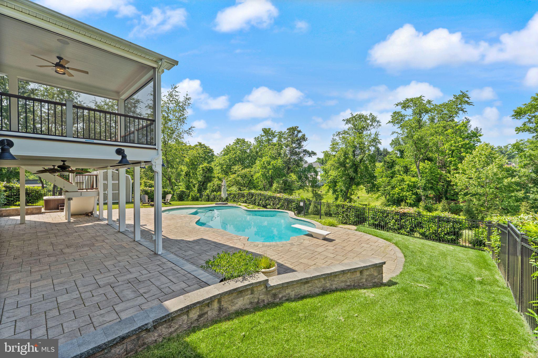 36976 Walnut Park Ln