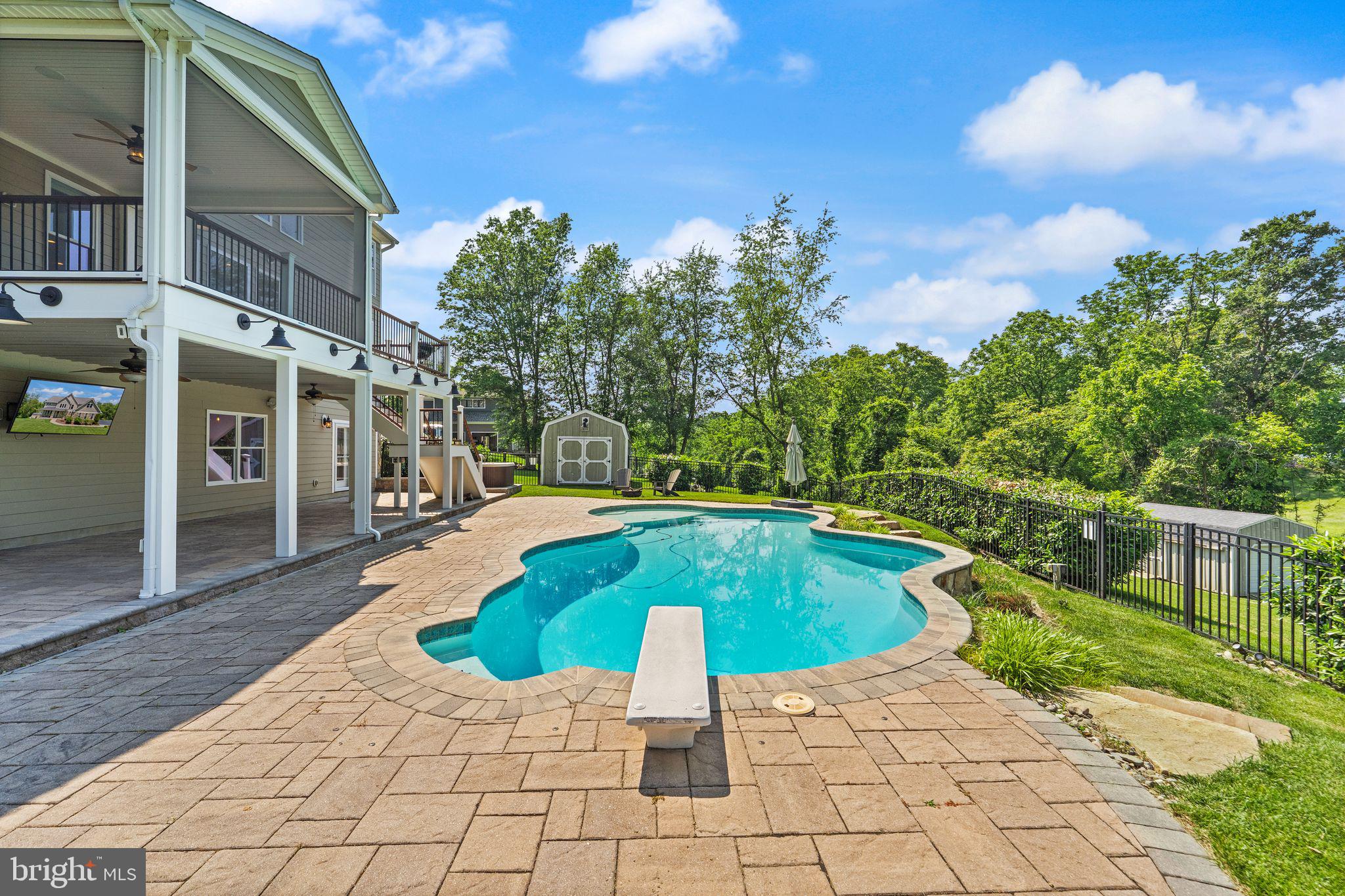 36976 Walnut Park Ln