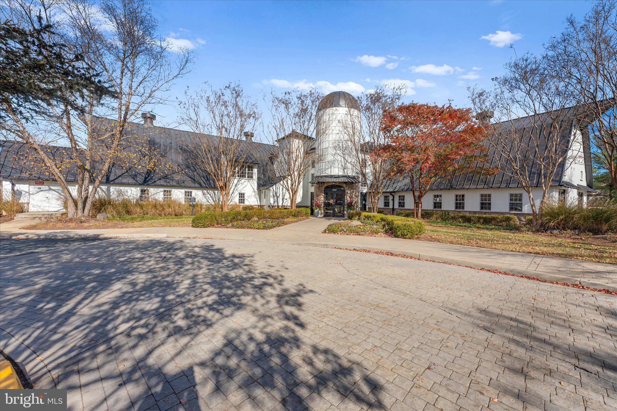 43981 Indian Fields Ct