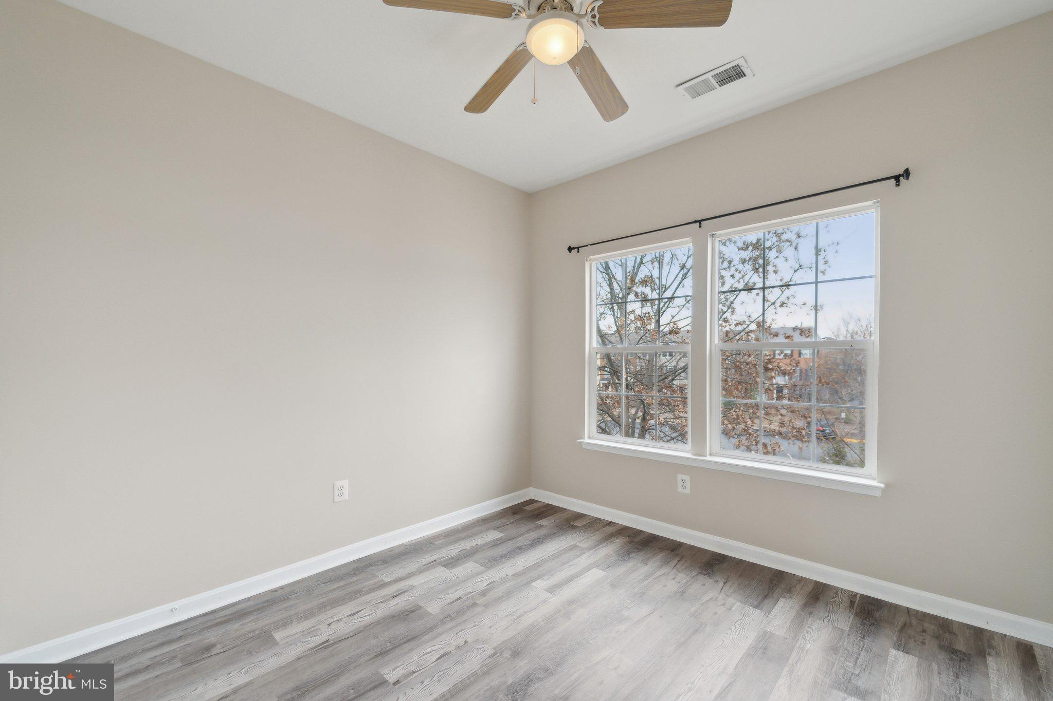 44263 Huron Ter