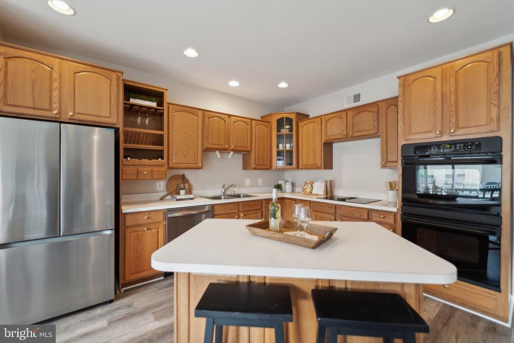 44263 Huron Ter
