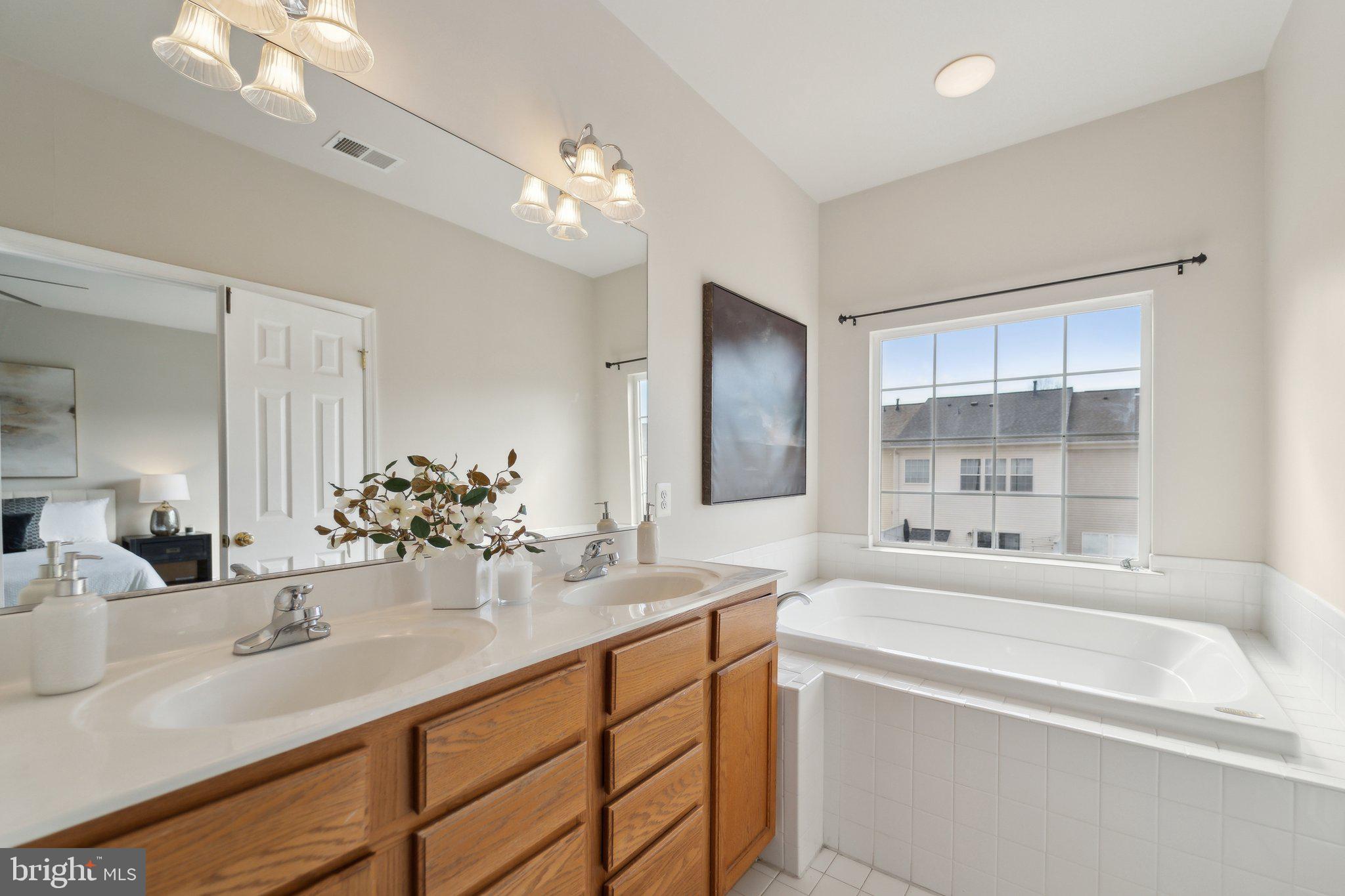 44263 Huron Ter