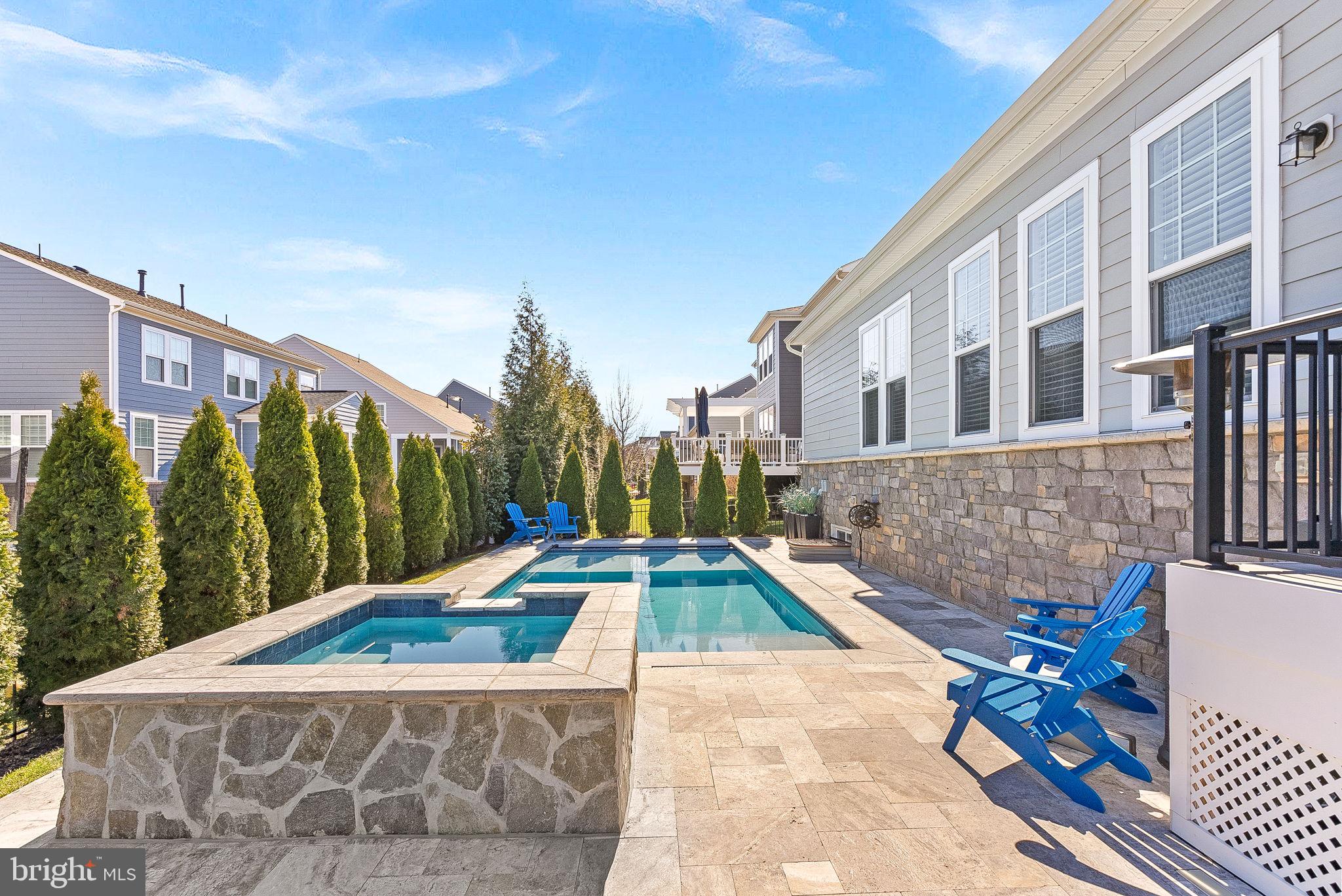 1013 Akan St SE