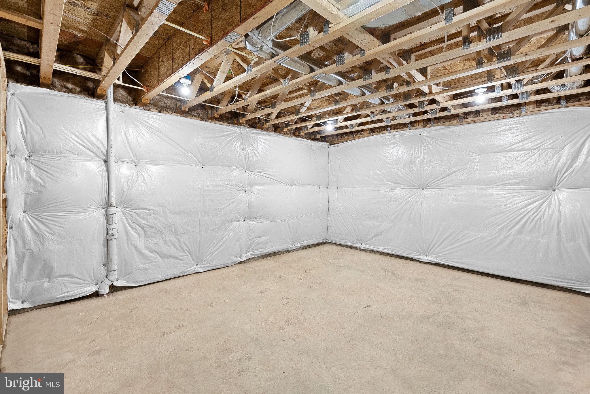 1013 Akan St SE