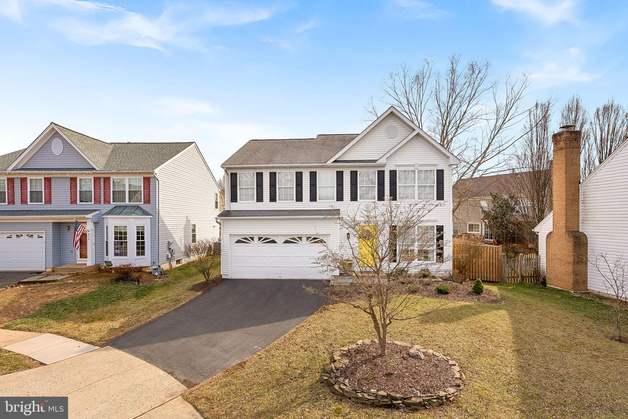 818 Bellview Ct NE