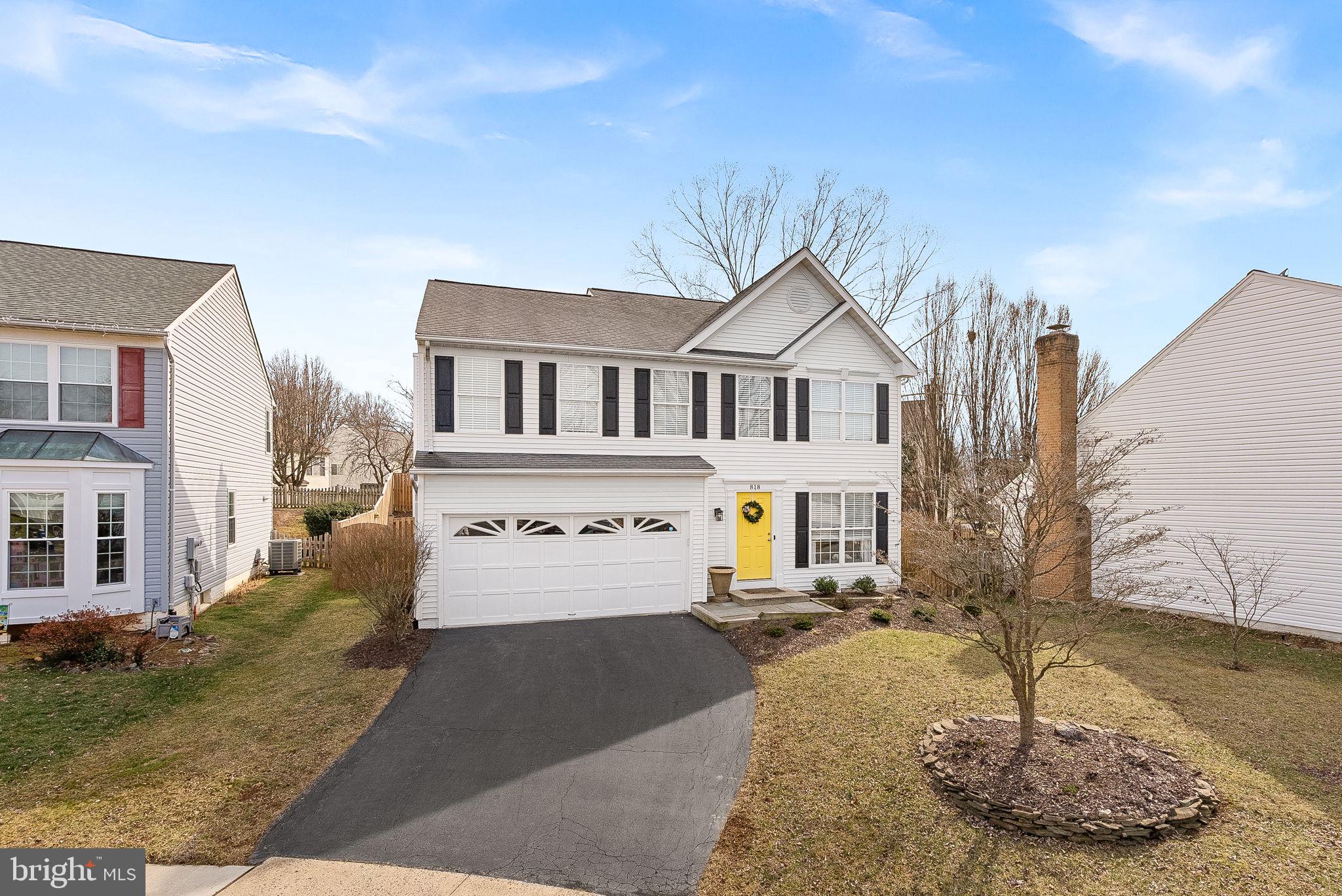 818 Bellview Ct NE