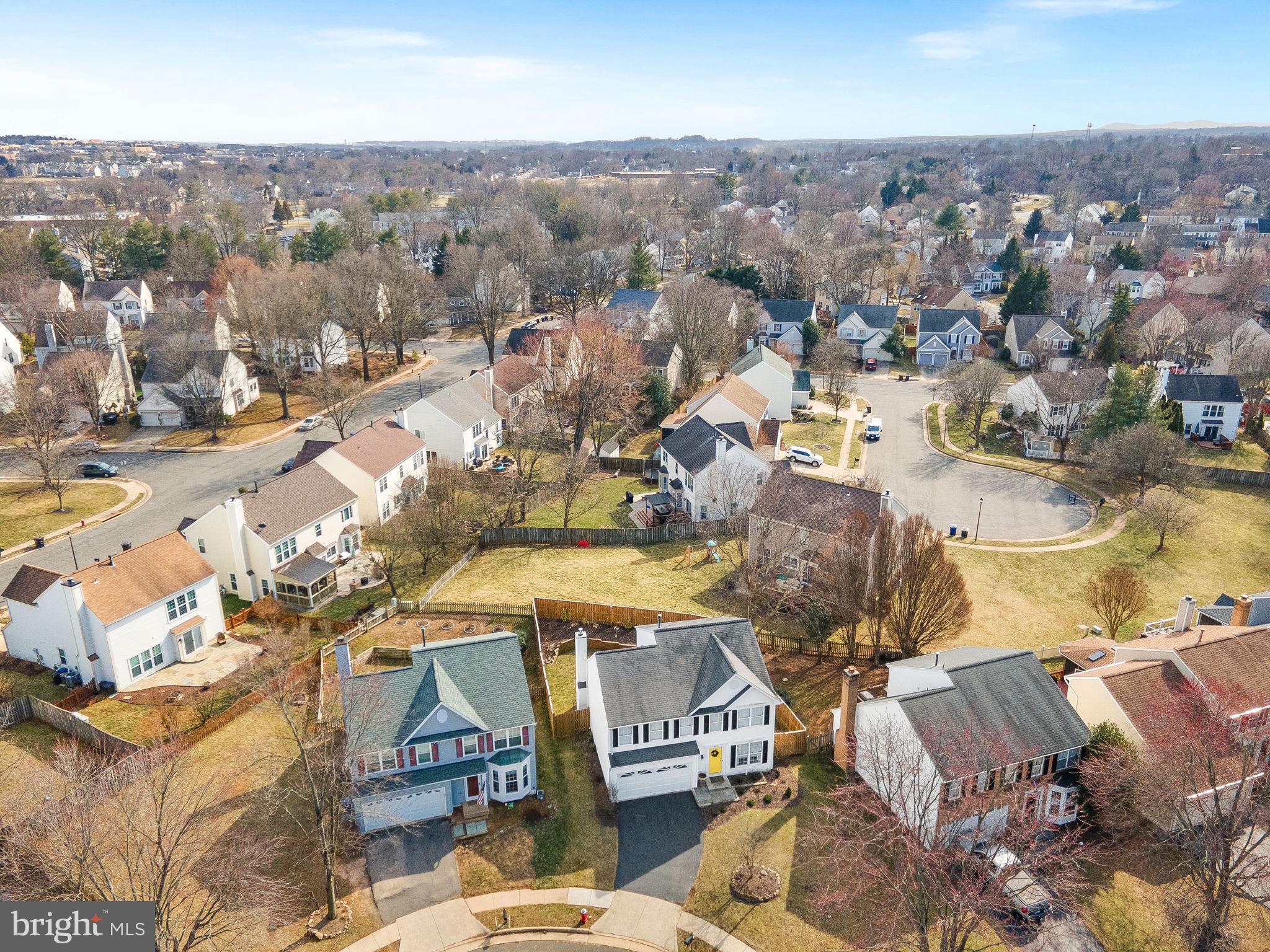 818 Bellview Ct NE