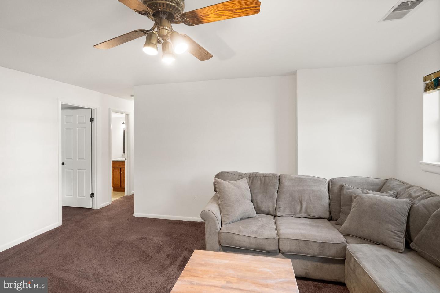 7 Wood Owl Ct