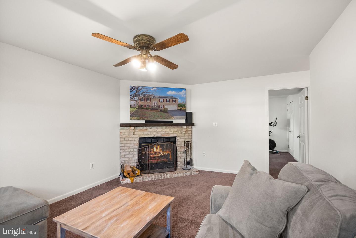 7 Wood Owl Ct