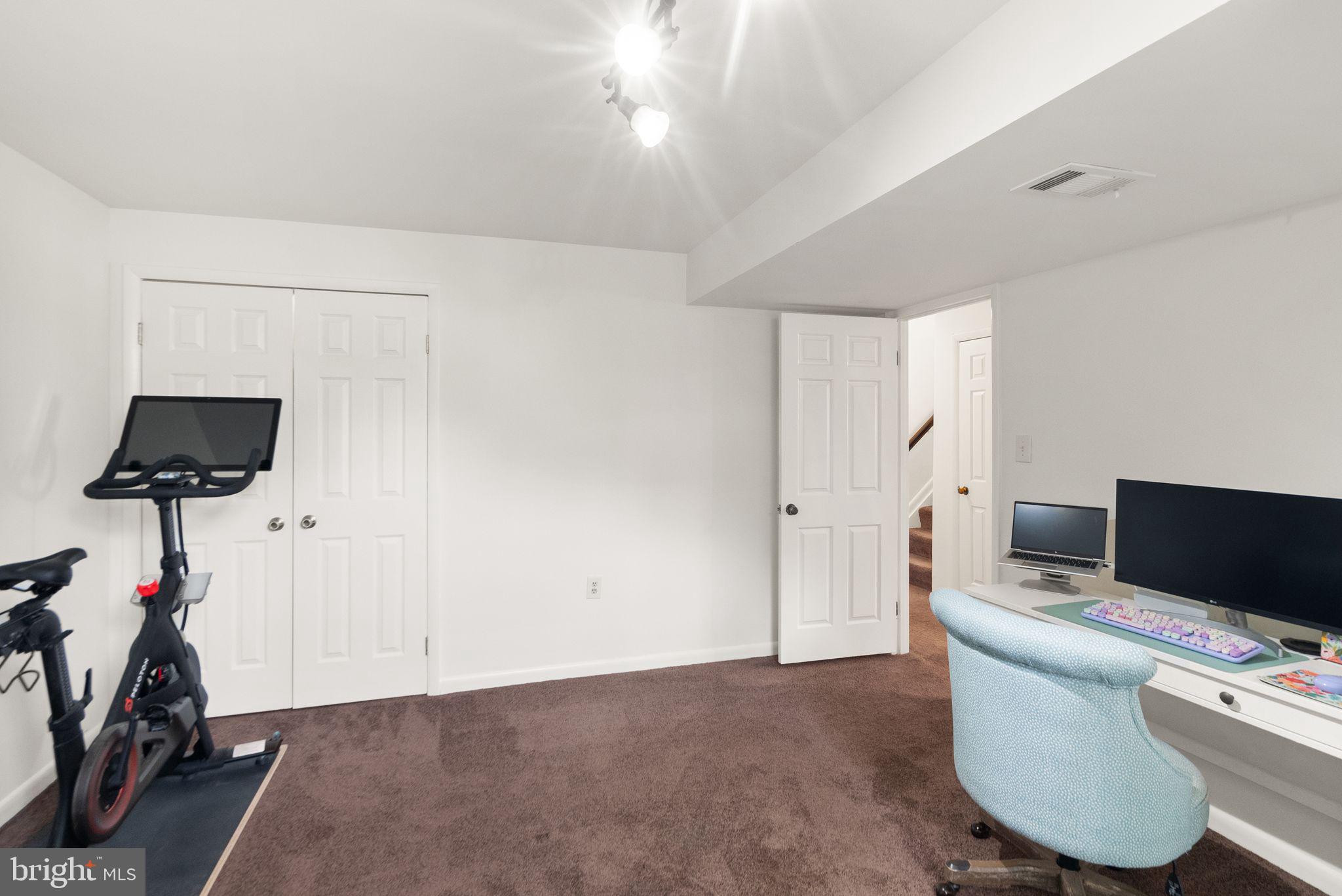 7 Wood Owl Ct