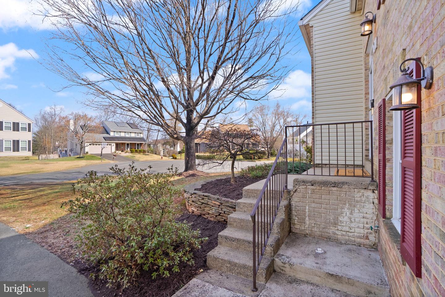 7 Wood Owl Ct