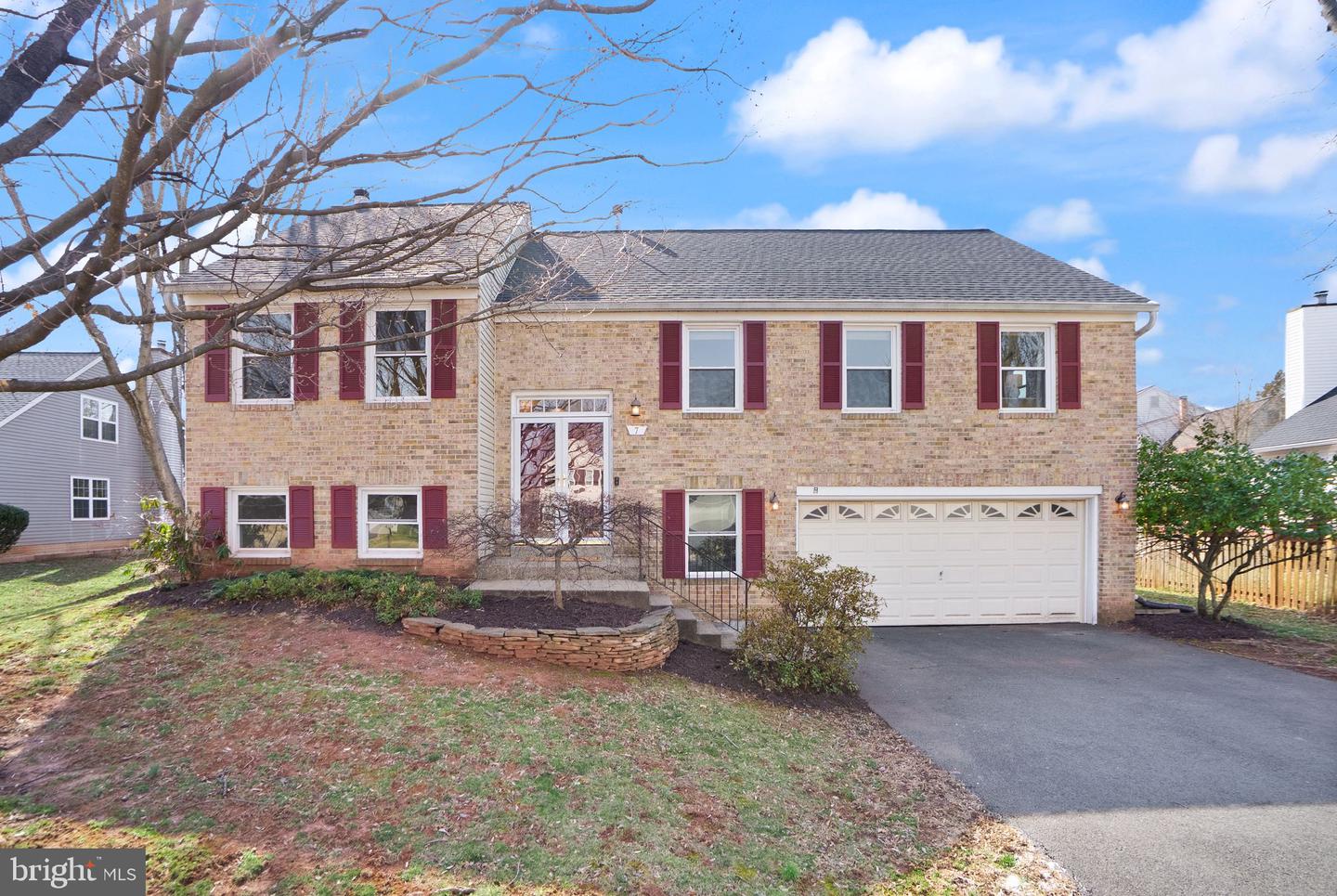 7 Wood Owl Ct