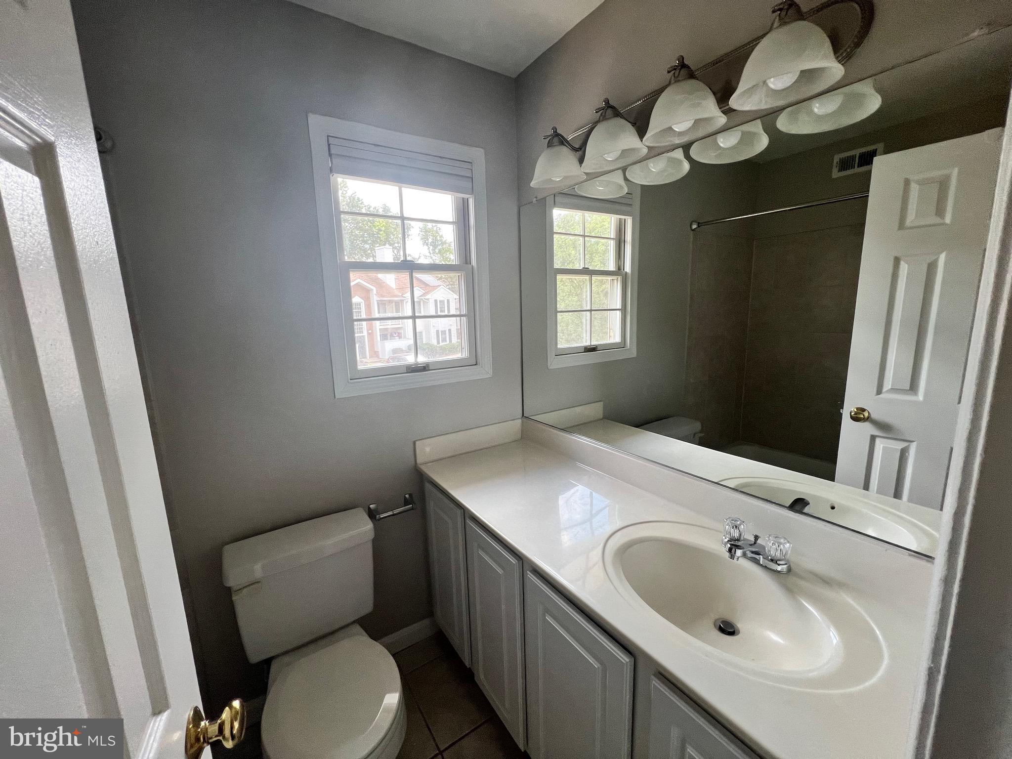 125 Westwick Ct #6