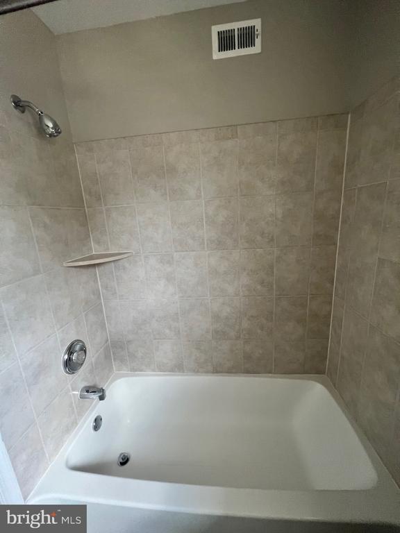 125 Westwick Ct #6
