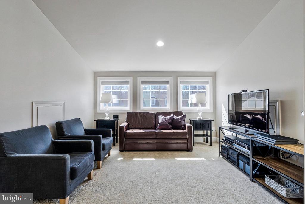 41008 Indigo Pl