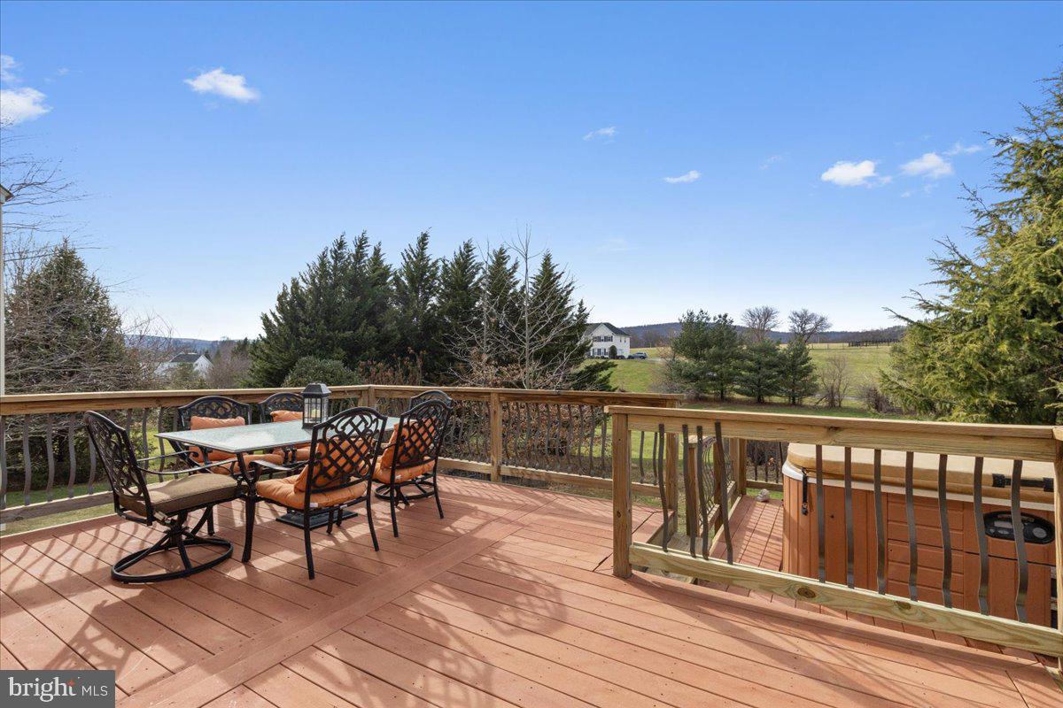 36704 Vineyard View Pl