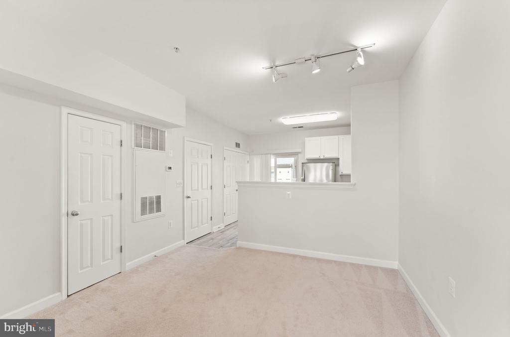 42427 Goldenseal Sq