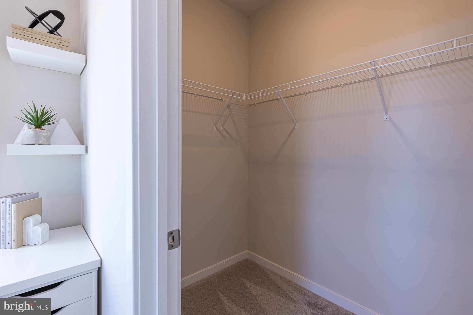 20975 Bluebird Sq