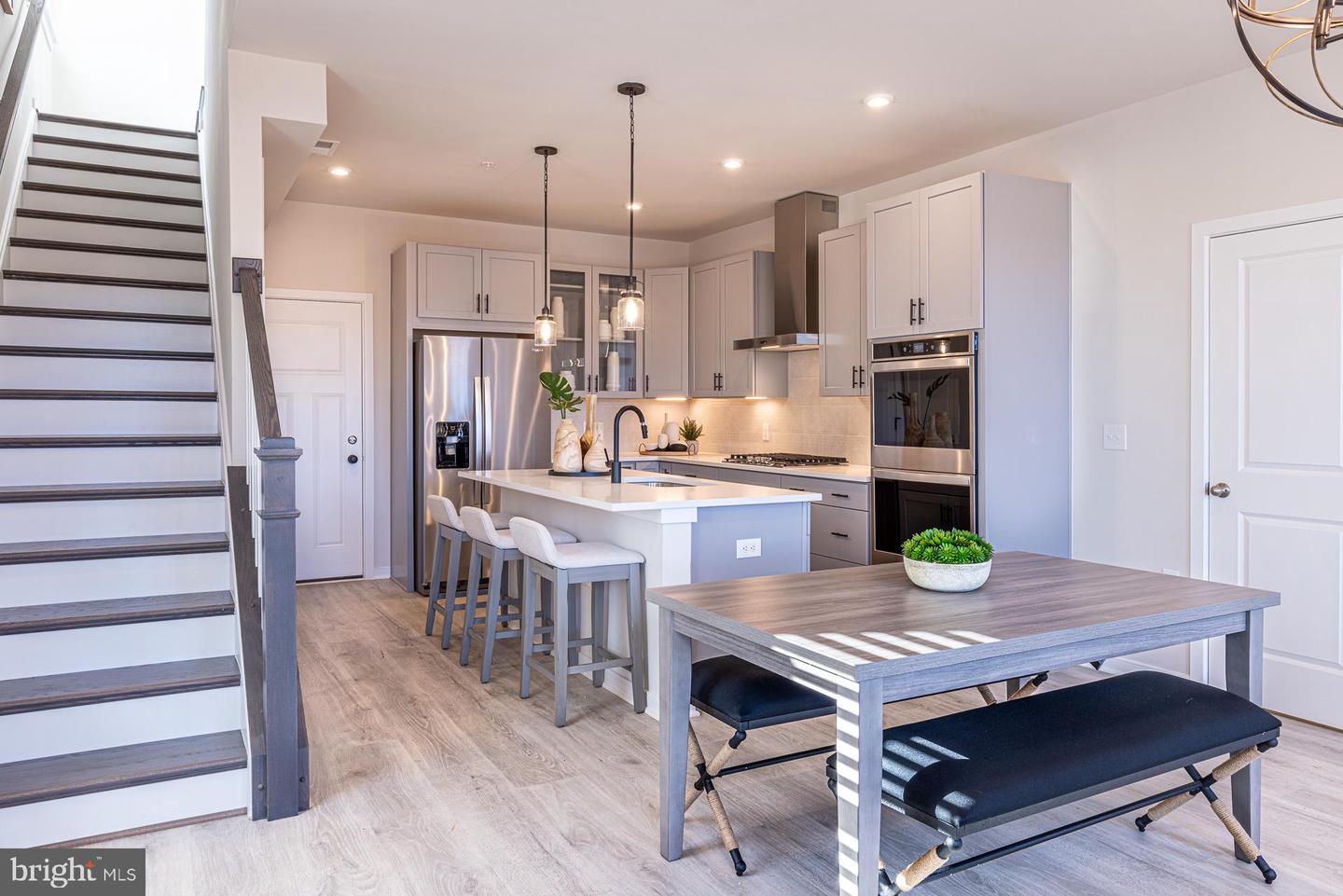 20975 Bluebird Sq