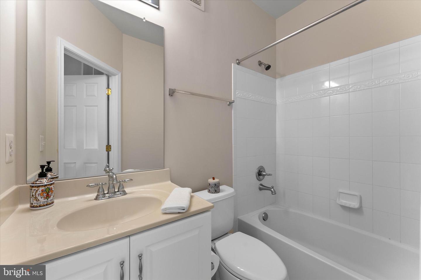 43840 Hickory Corner Ter #112