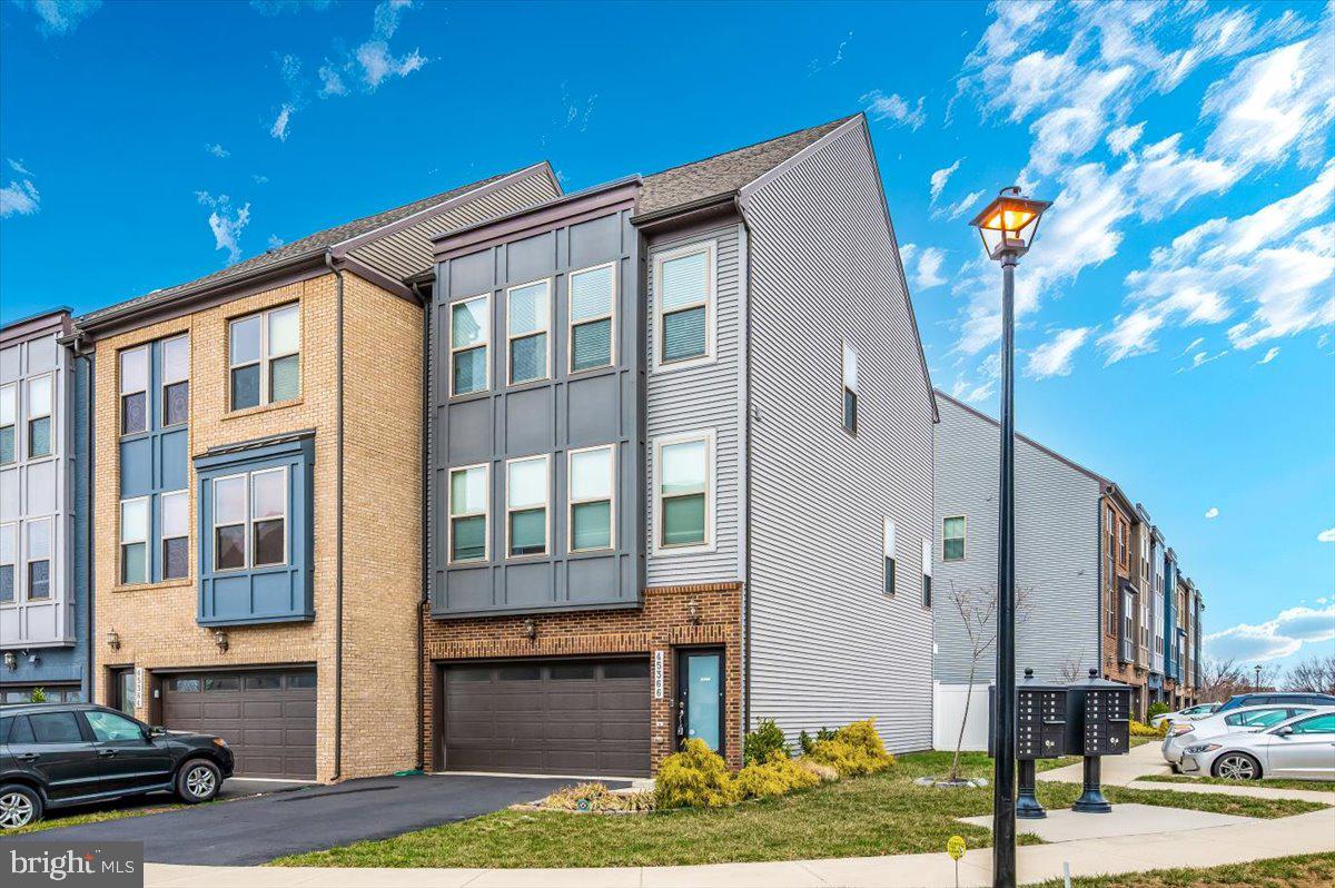 45366 DAVENO SQ