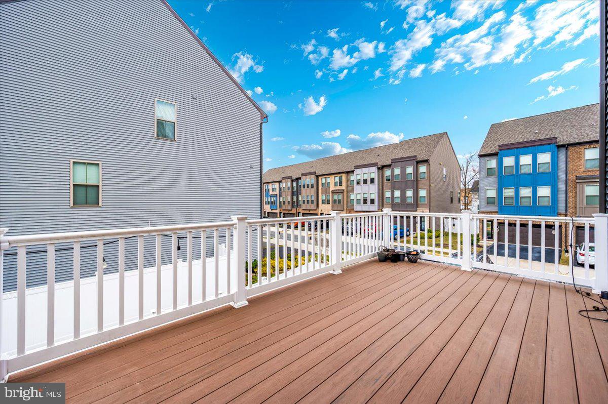 45366 DAVENO SQ
