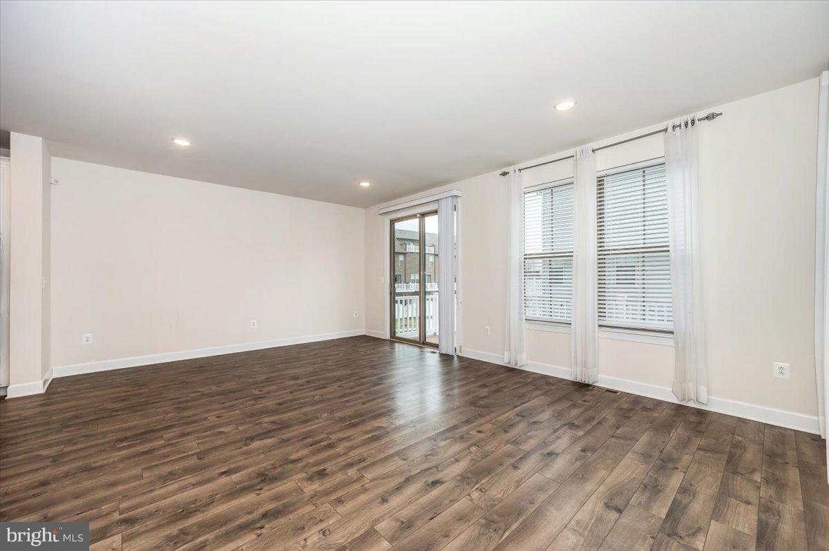 45366 DAVENO SQ