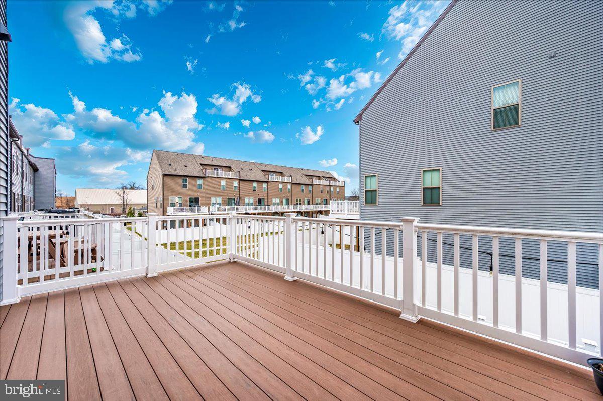 45366 DAVENO SQ