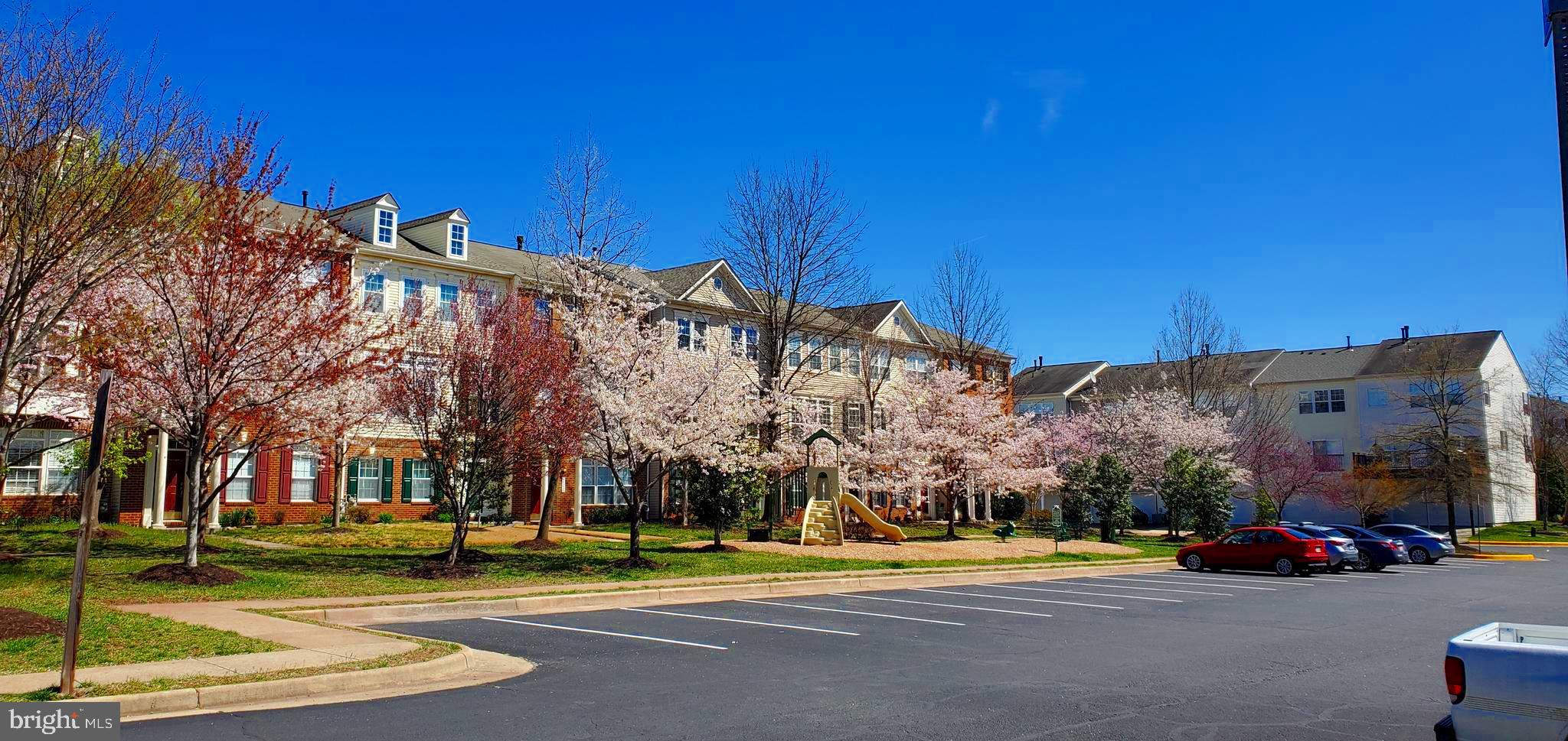 44251 HURON TER
