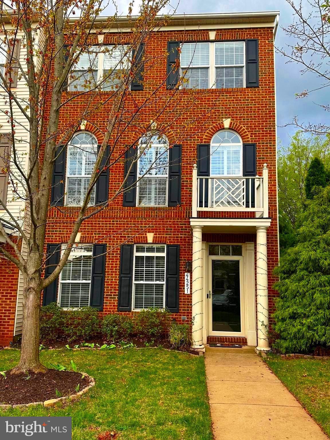 44251 HURON TER