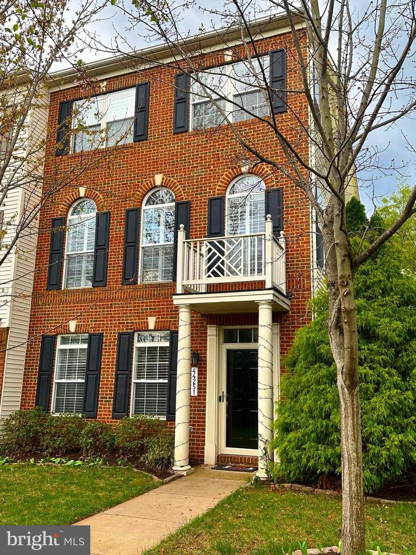 44251 HURON TER