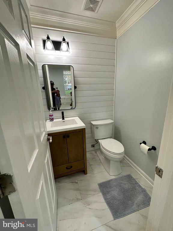 44251 HURON TER