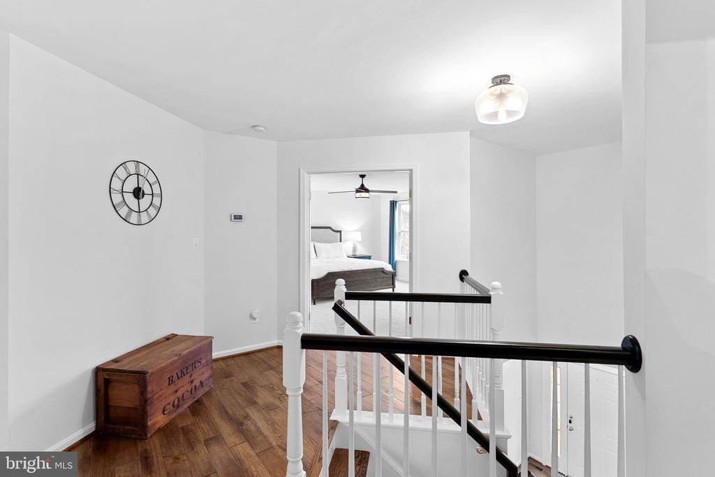 505 Glenmeade Cir