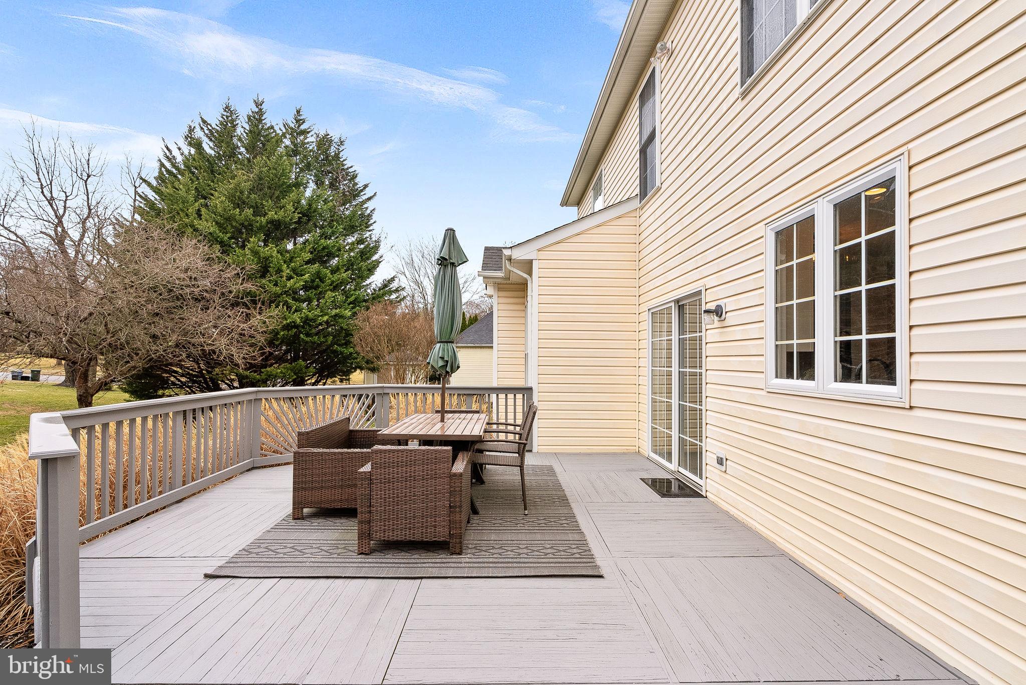 505 Glenmeade Cir