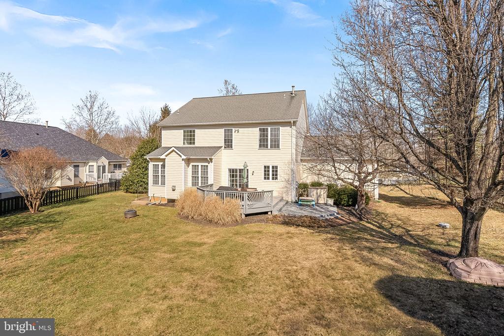 505 Glenmeade Cir