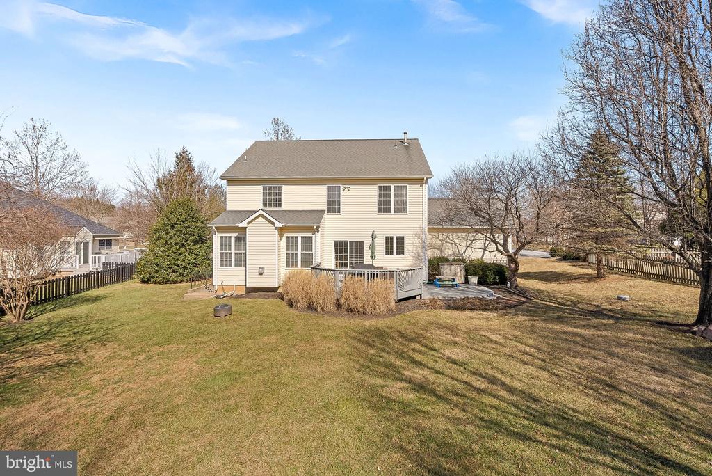 505 Glenmeade Cir