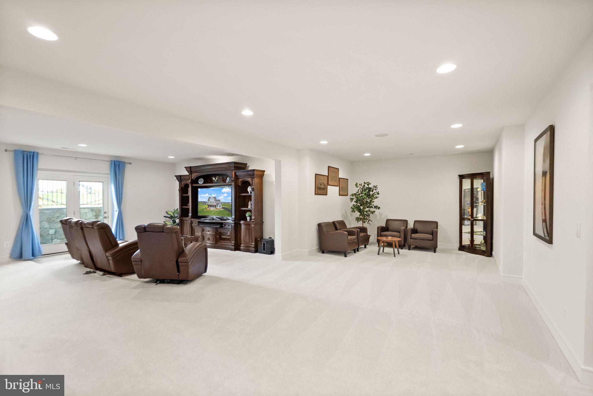 38936 Silver King Cir
