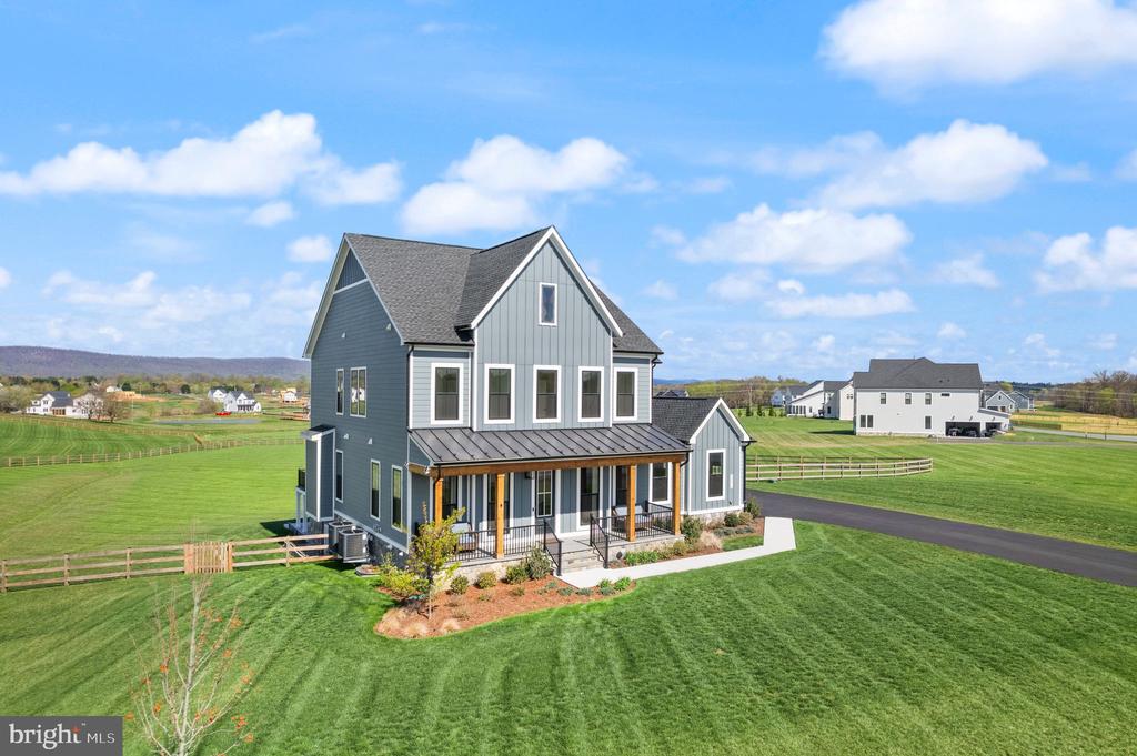 38936 Silver King Cir