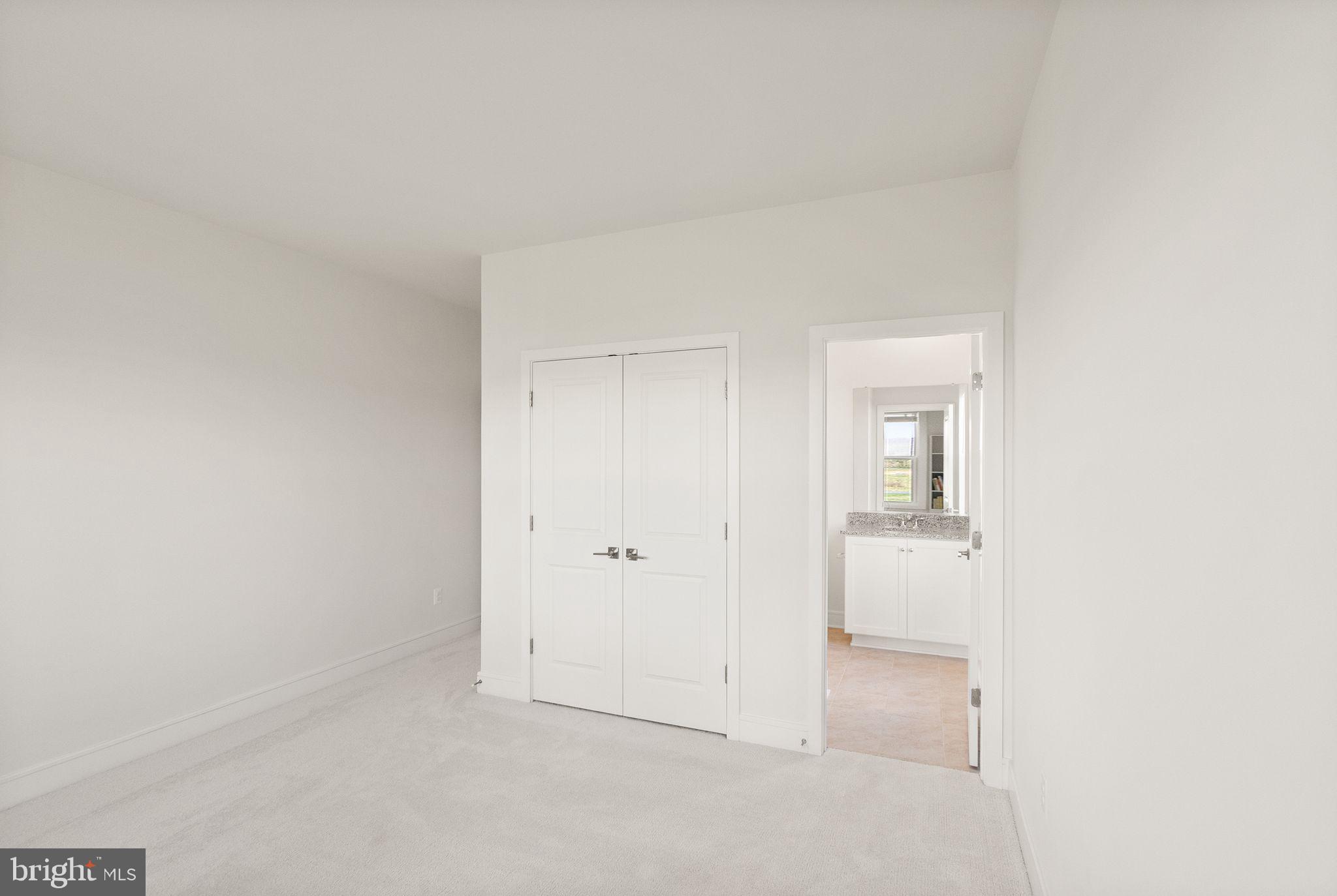 38936 Silver King Cir