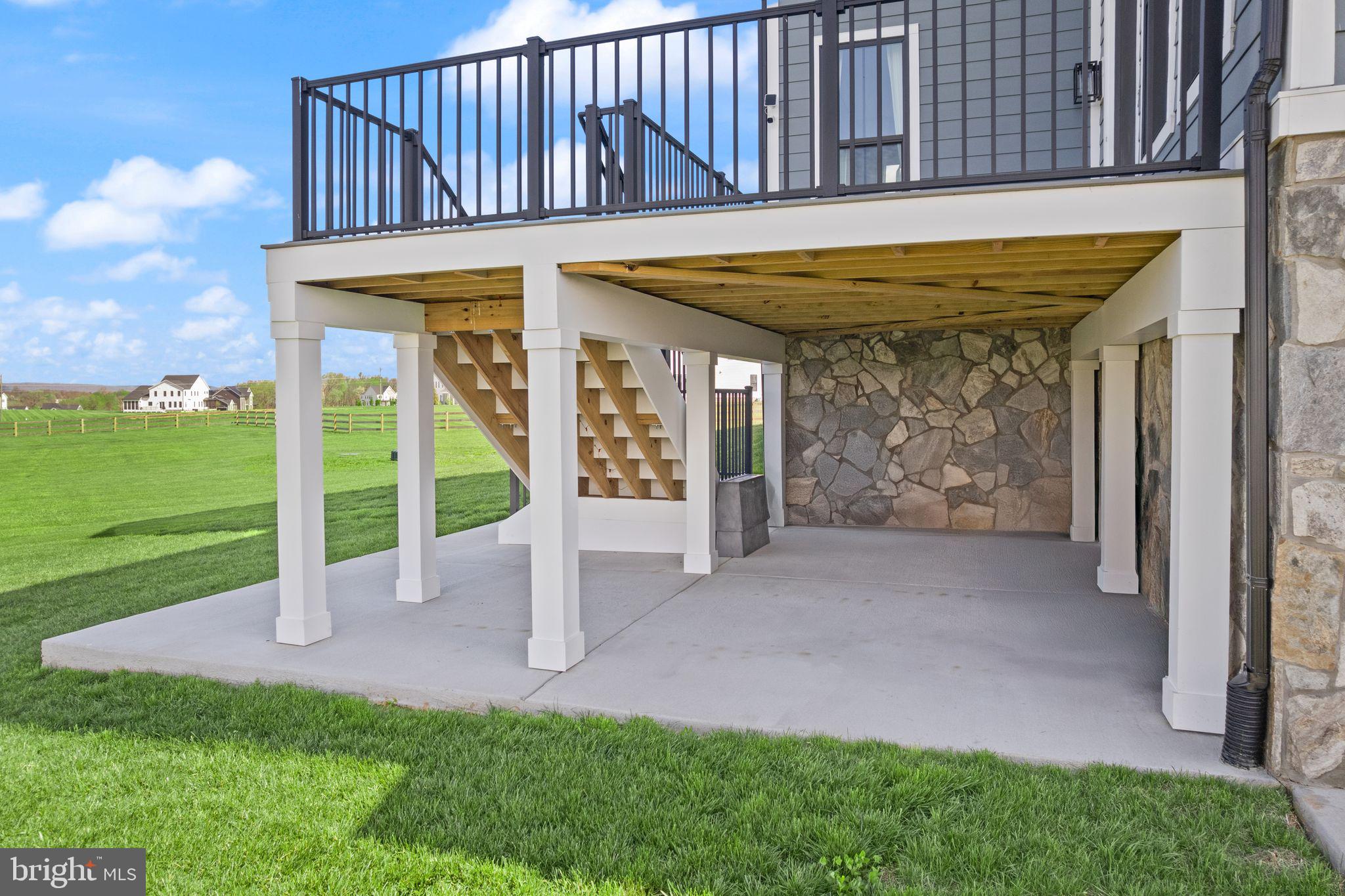 38936 Silver King Cir