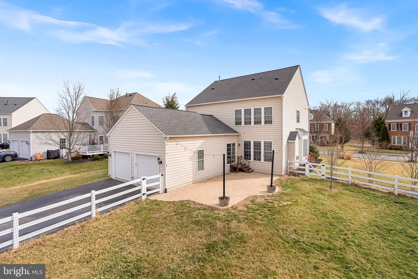 41365 Windybush Dr