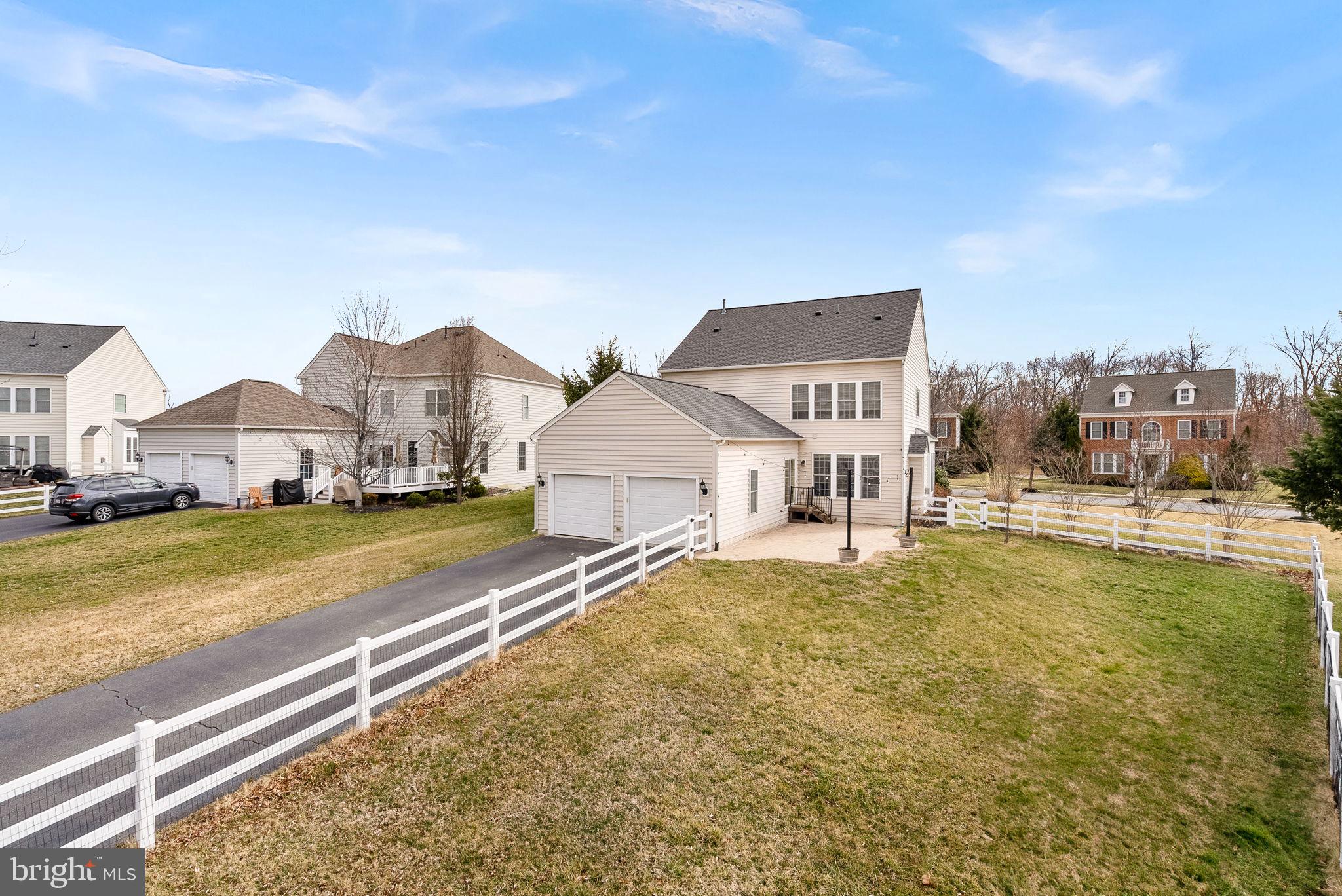 41365 Windybush Dr
