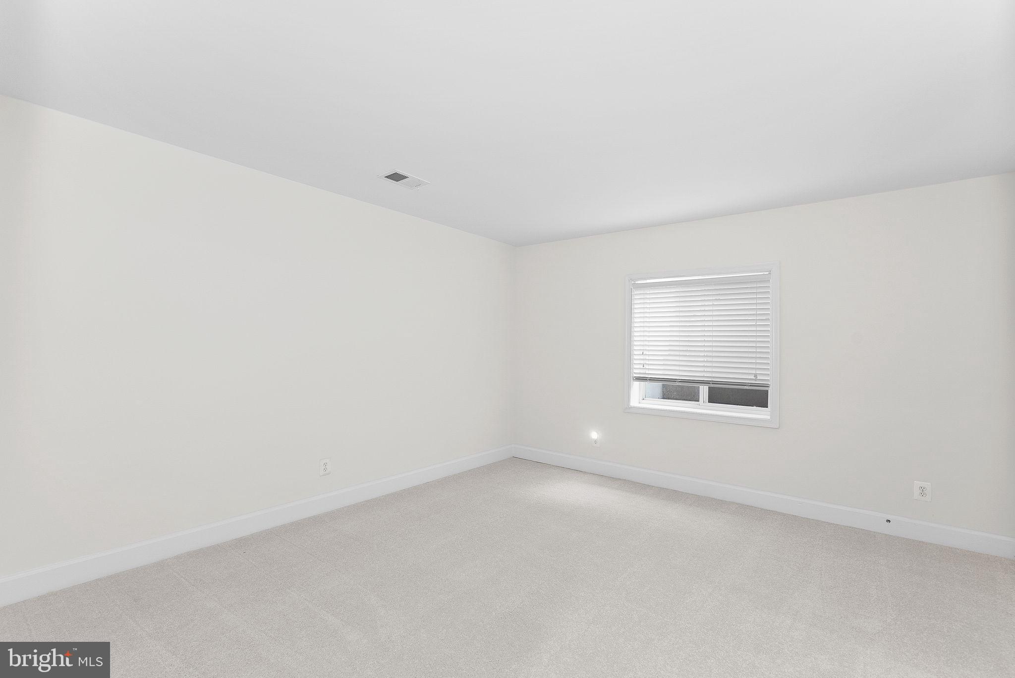 41365 Windybush Dr