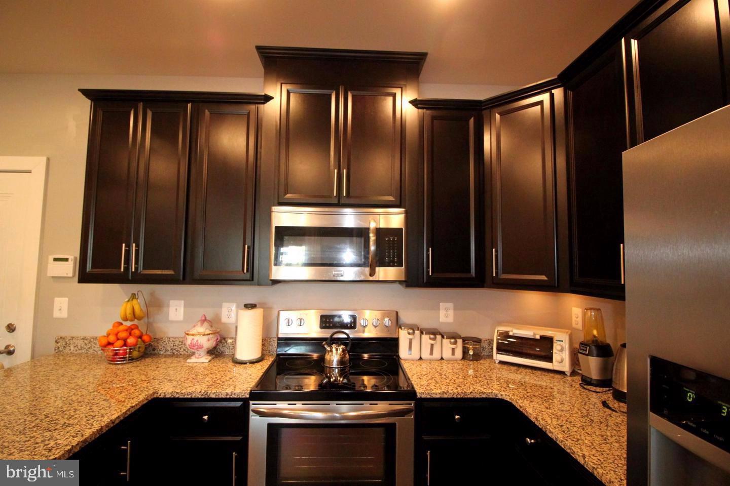 44758 Tiverton Sq