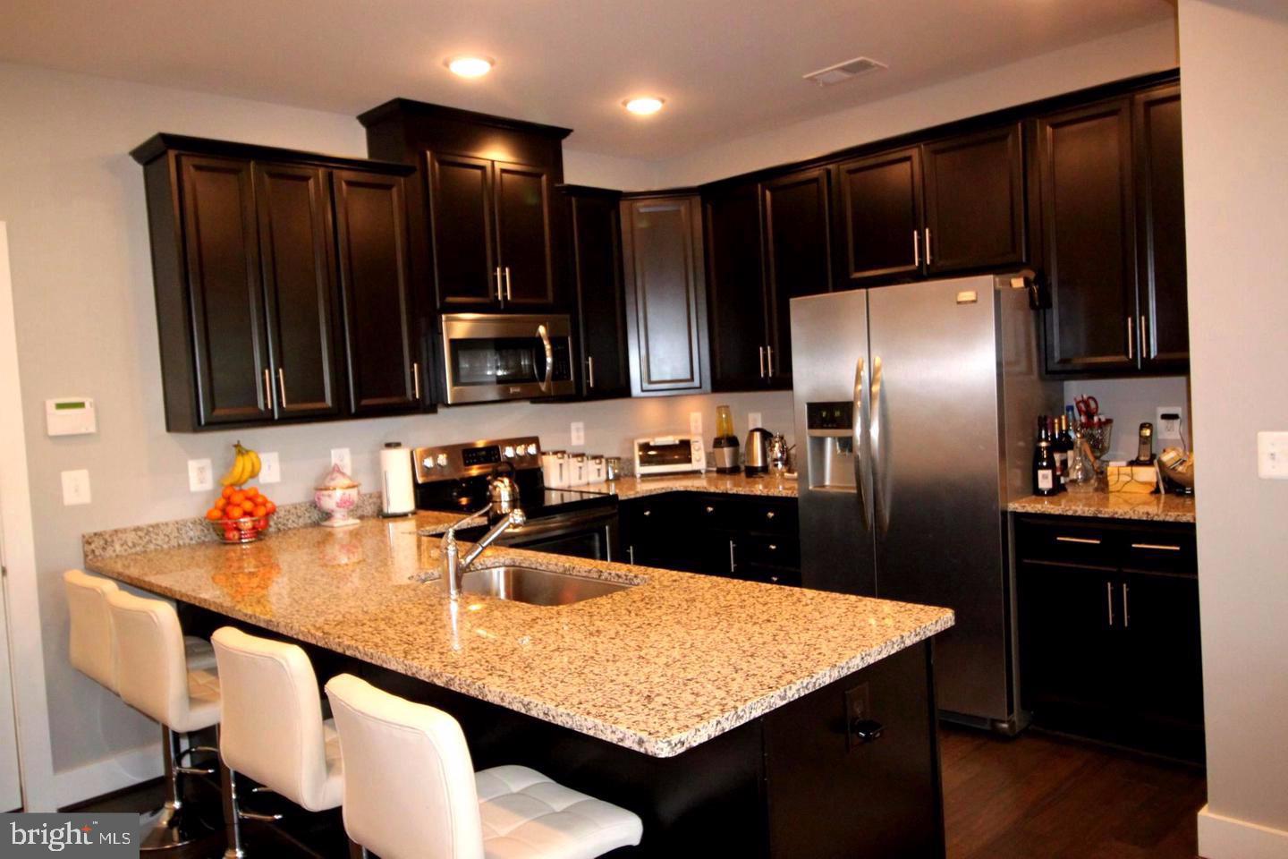 44758 Tiverton Sq