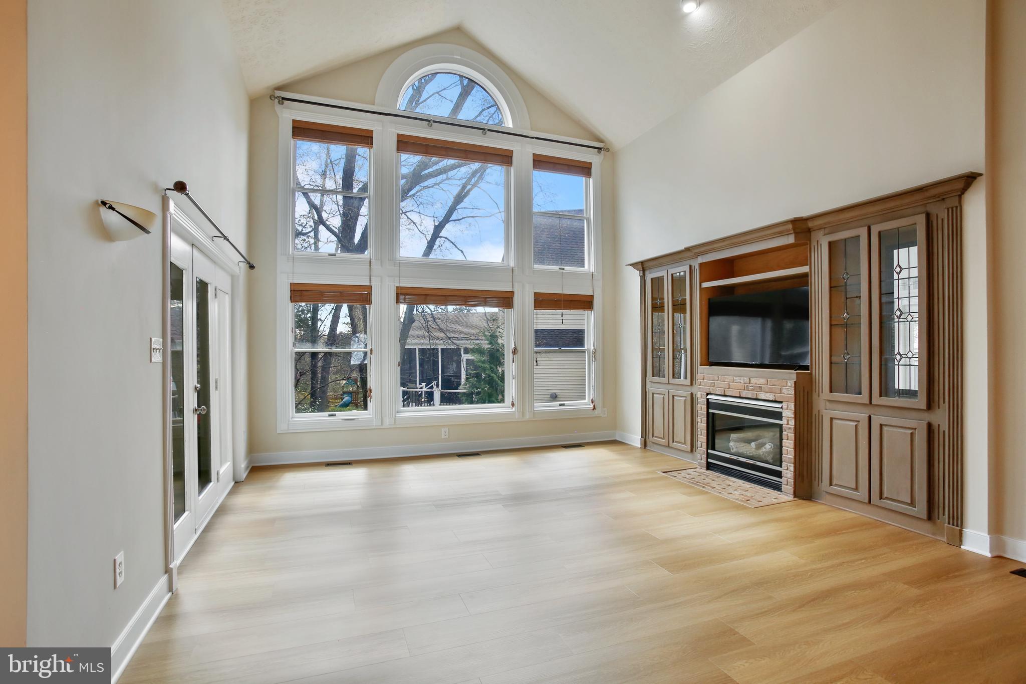 21133 Stonecrop Pl